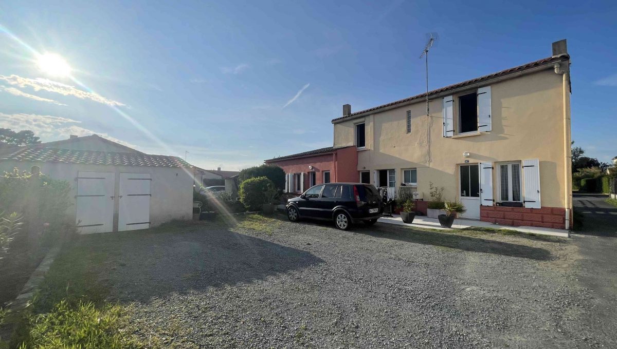 1-90 MAISON A VENDRE LES HERBIERS VRIGNAUD IMMO