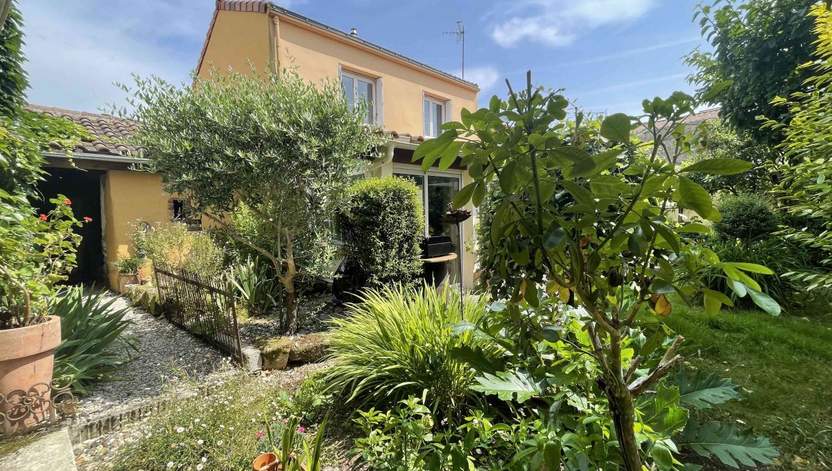 1-90 AGENCE IMMOBILIERE MAISON A VENDRE LES HERBIERS