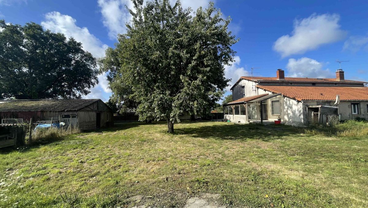 1-55 AGENCE IMMOBILIERE LES HERBIERS