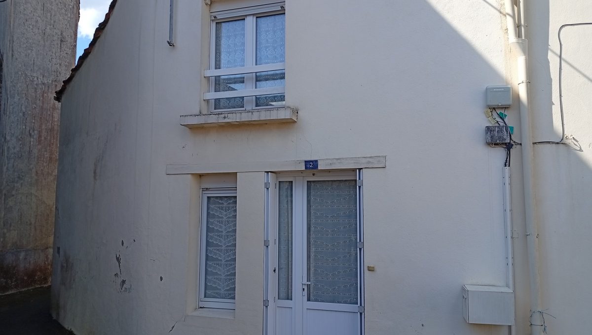 10 IMMOBILIER LA VERRIE
