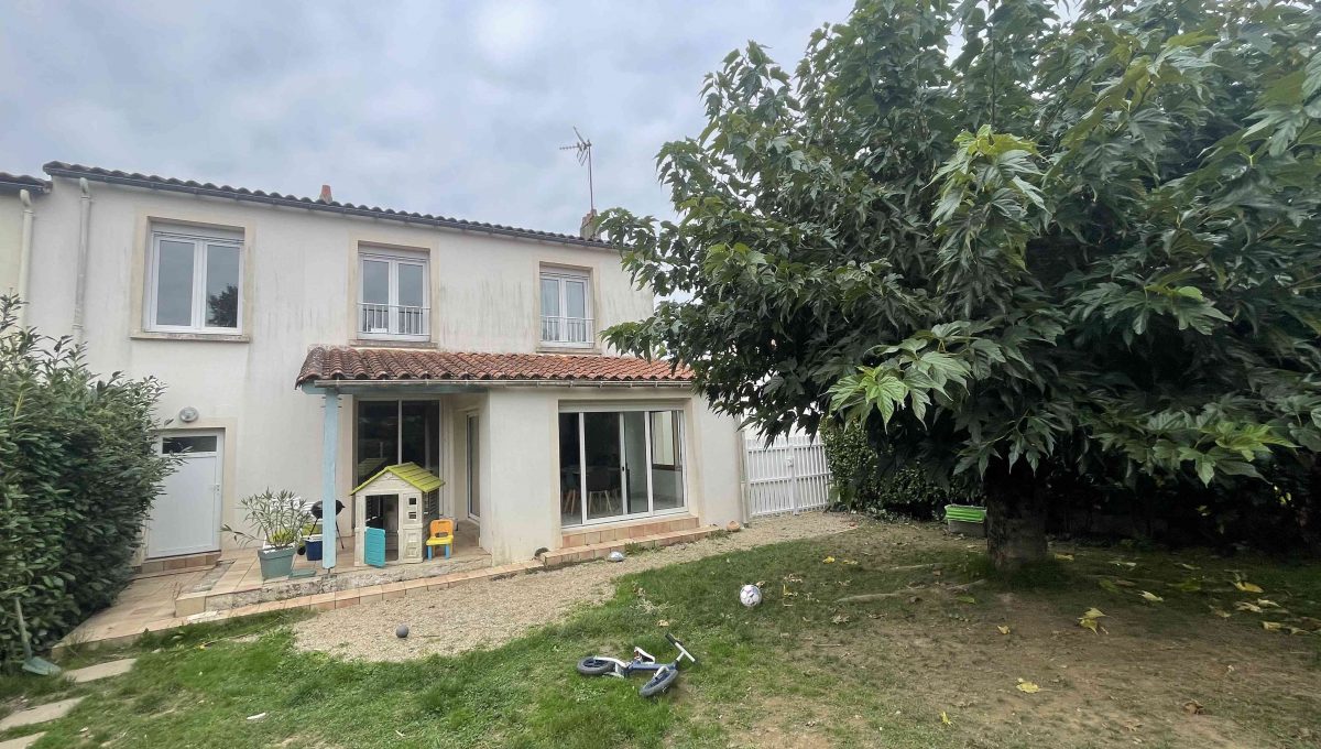 1-80 IMMOBILIER LES HERBIERS