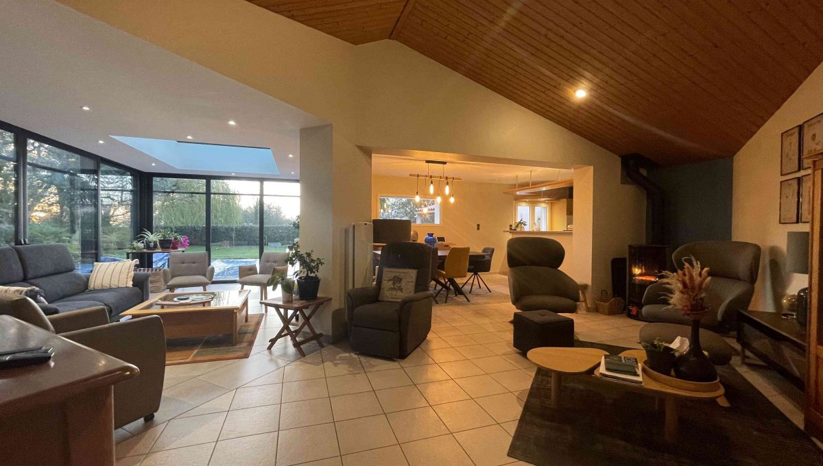 1-20 maison a vendre les herbiers