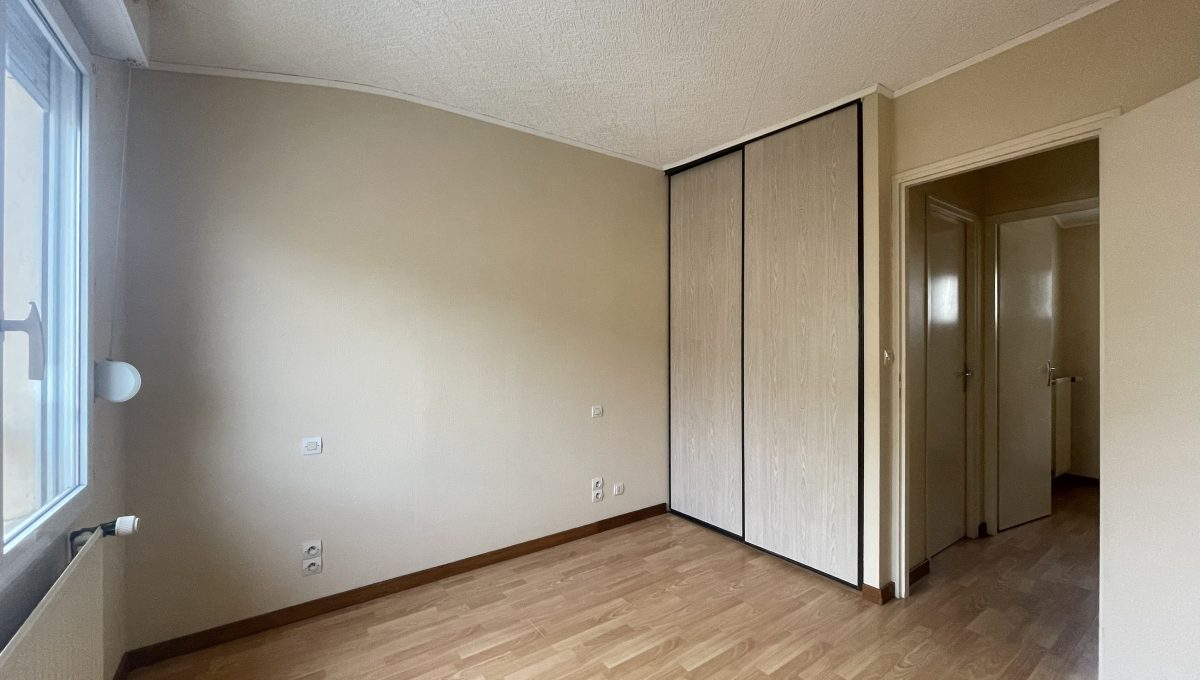 1-50 maison a vendre les herbiers