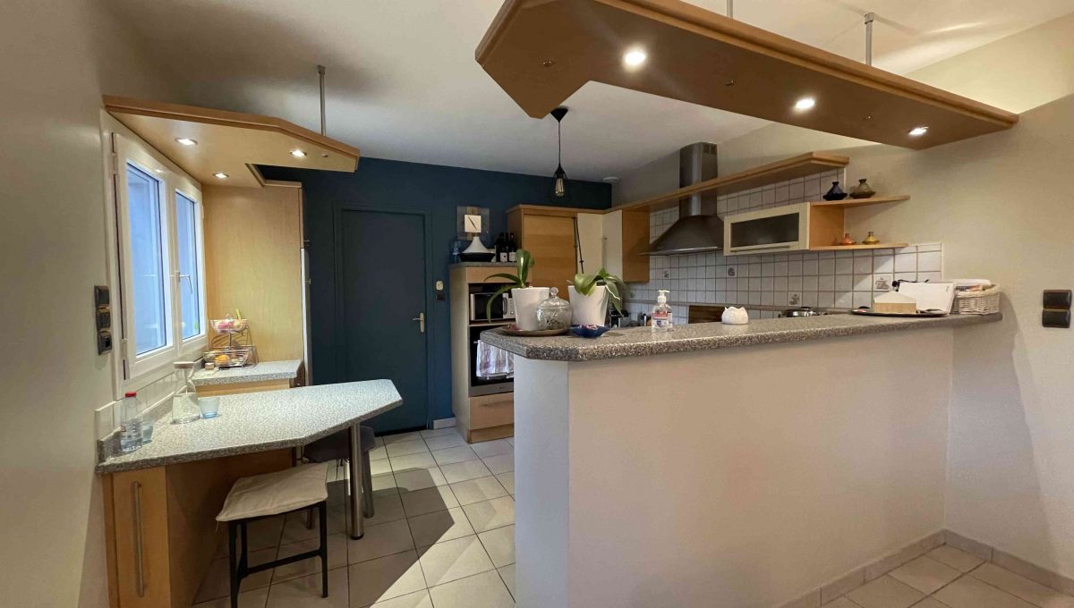 1-50 maison a vendre les herbiers