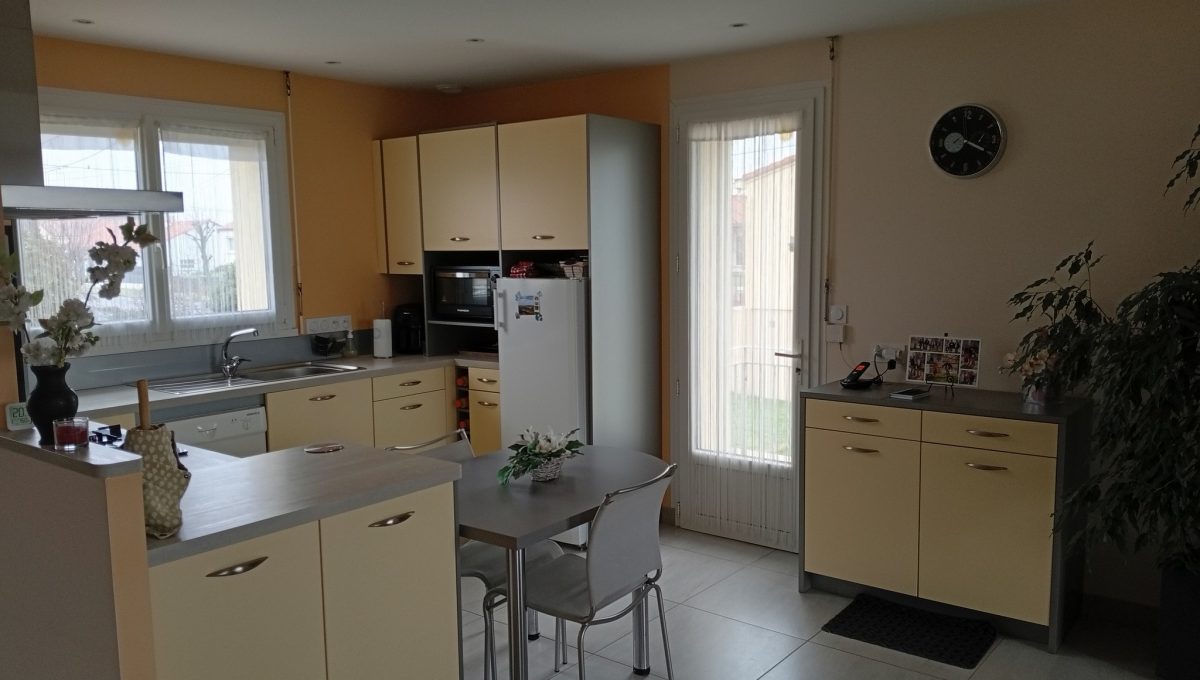 30 IMMOBILIER BEAUREPAIRE