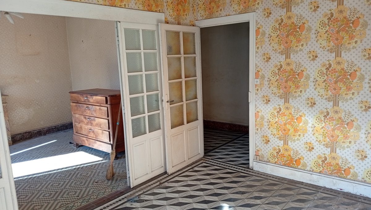 30 MAISON A VENDRE LA VERRIE