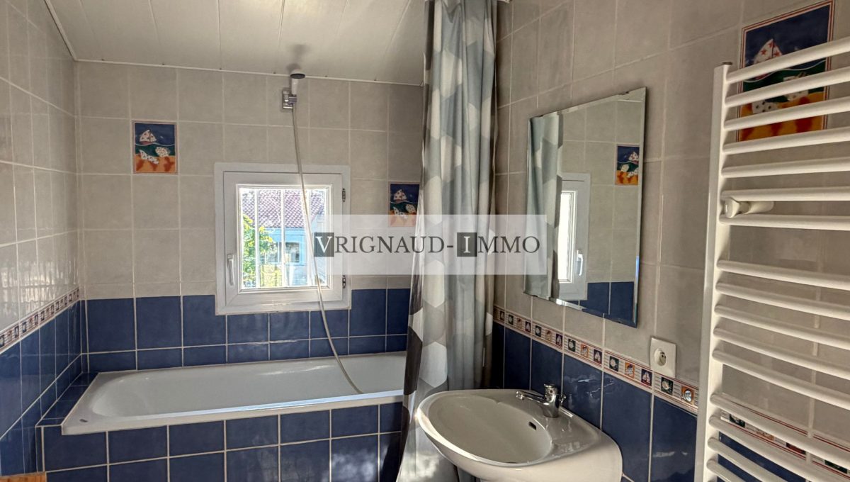 1-50 maison a vendre les herbiers